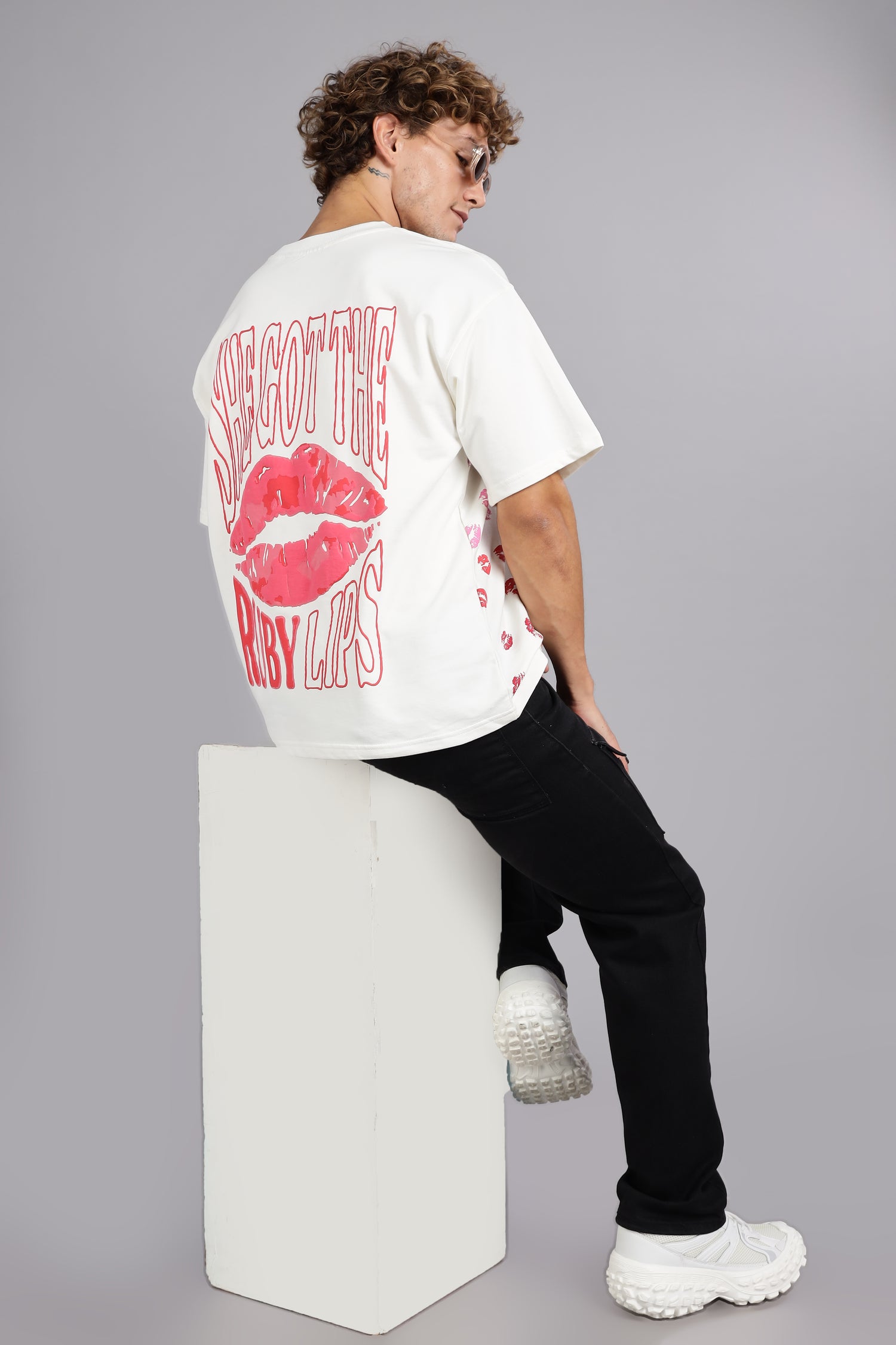 Ruby Lips Oversized Tee
