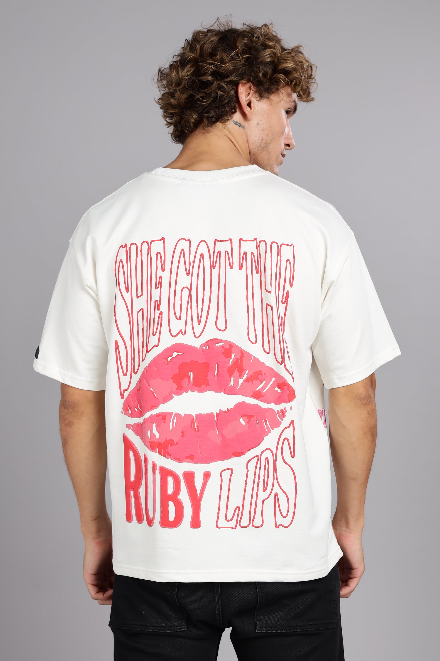 Ruby Lips Oversized Tee