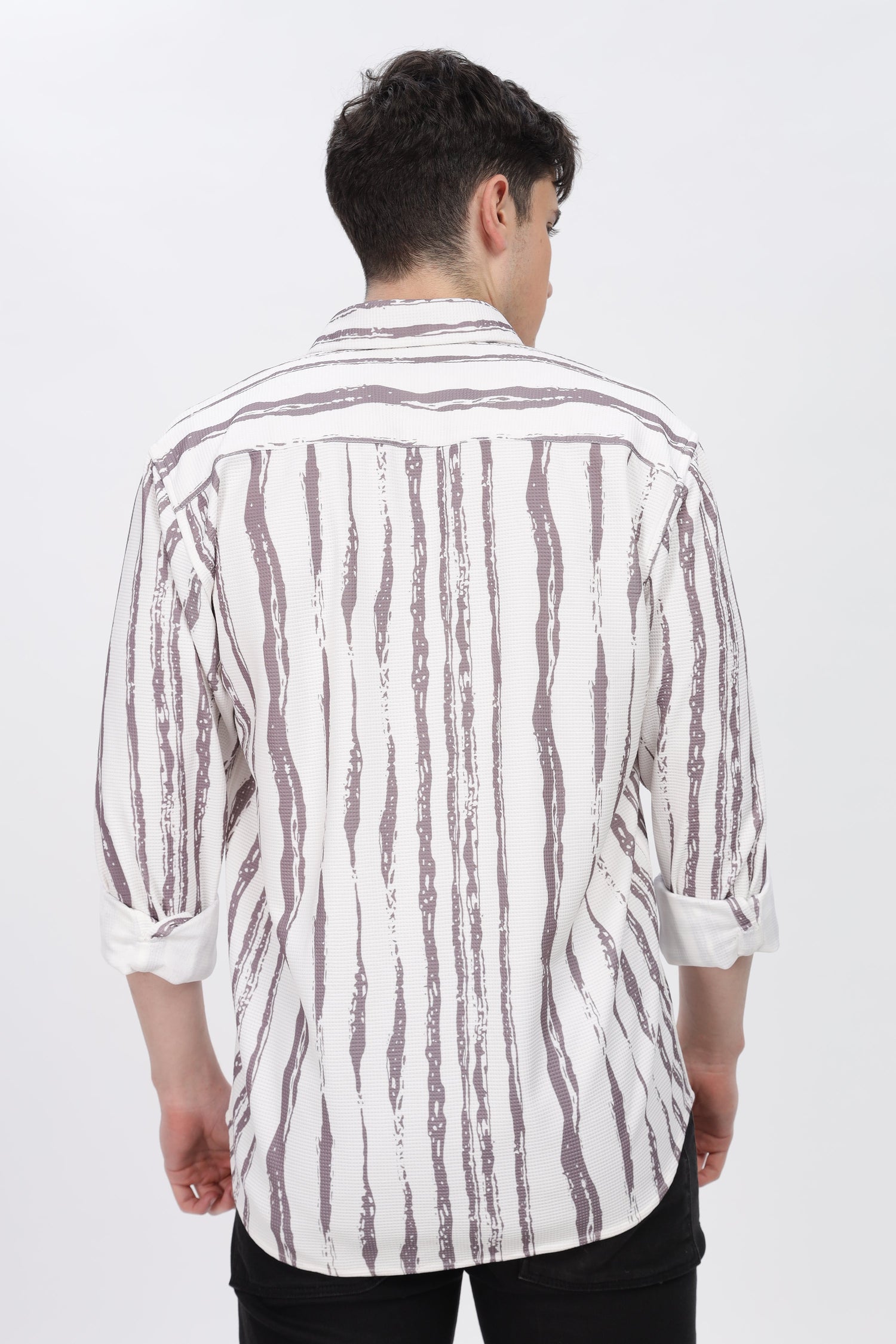 Skin Line Abstract Slim Fit Shirt