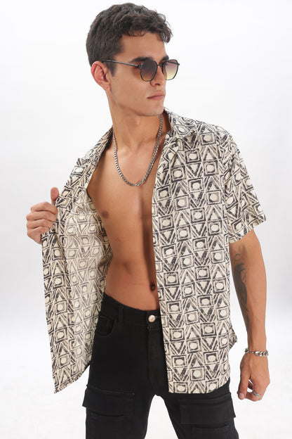 Lattice beige pattern